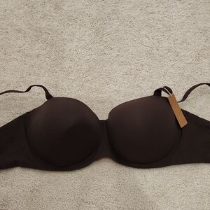 SKIMS Fits EVERYBODY Strapless Bra